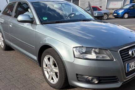 Audi A3 180.350 km 6.999 &euro; Köln 51147