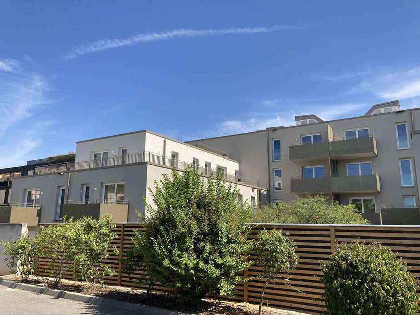Wohnung zum Mieten in Regensburg 1.403,50 € 103.94 m²