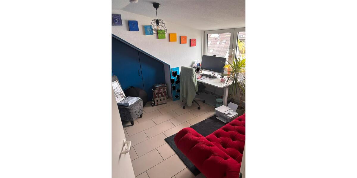 Dachgeschoßwohnung Hilden - 3 Zimmer, 77 m&sup2;, 242.000&euro; | Angebot:26955708