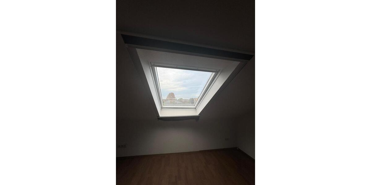 Reihenmittelhaus mit Keller in Niederkassel 5 zimmer