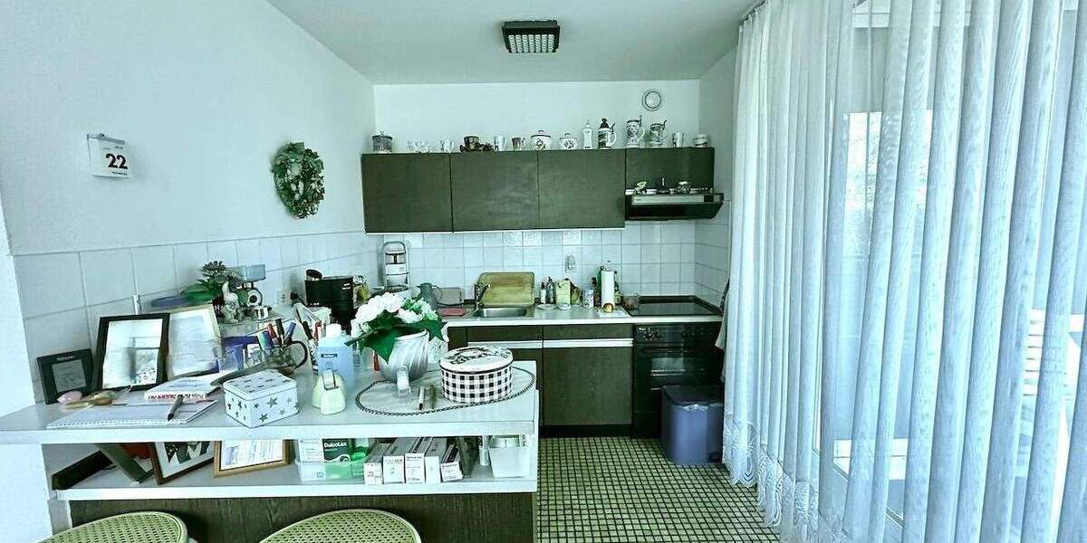 Etagenwohnung Köln Niehl - 2 Zimmer, 72 m&sup2;, 279.000&euro; | Angebot:25276856