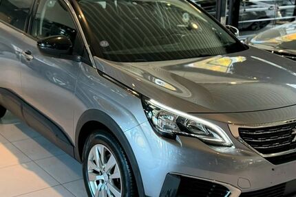 Peugeot 5008 147.000 km 8.650 &euro; Brühl 50321