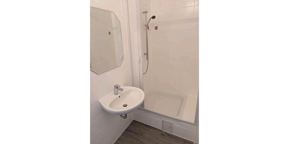 Erdgeschoßwohnung Bergheim - 2 Zimmer, 40 m&sup2;, 870&euro; | Angebot:26351652