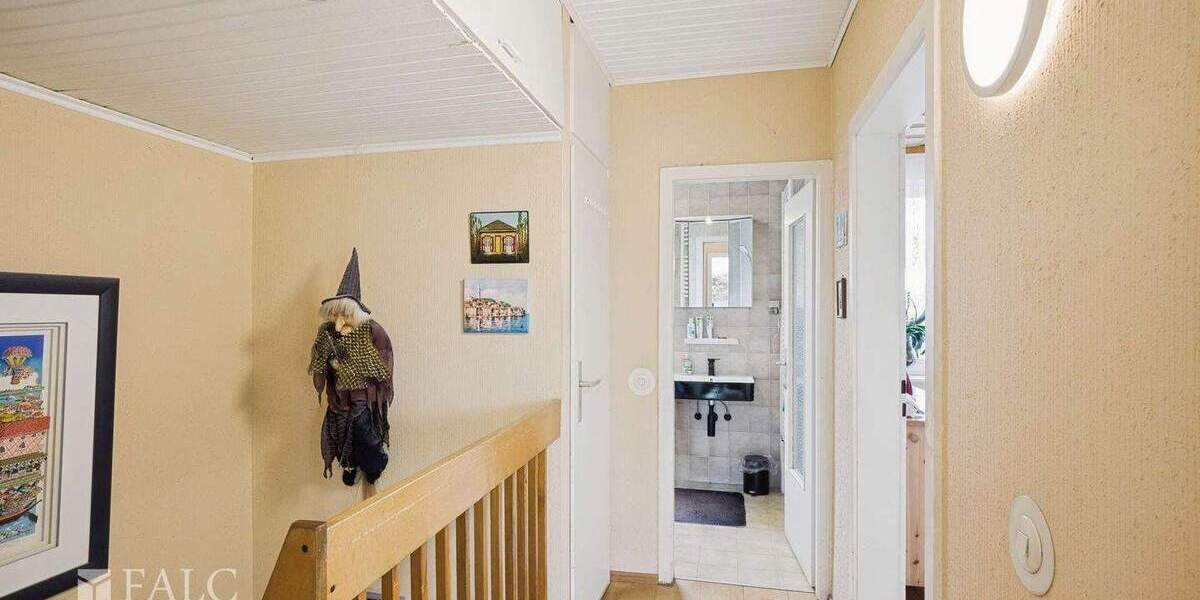 Reihenmittelhaus Köln Lindweiler - 4 Zimmer, 87 m&sup2;, 320.000&euro; | Angebot:23224448