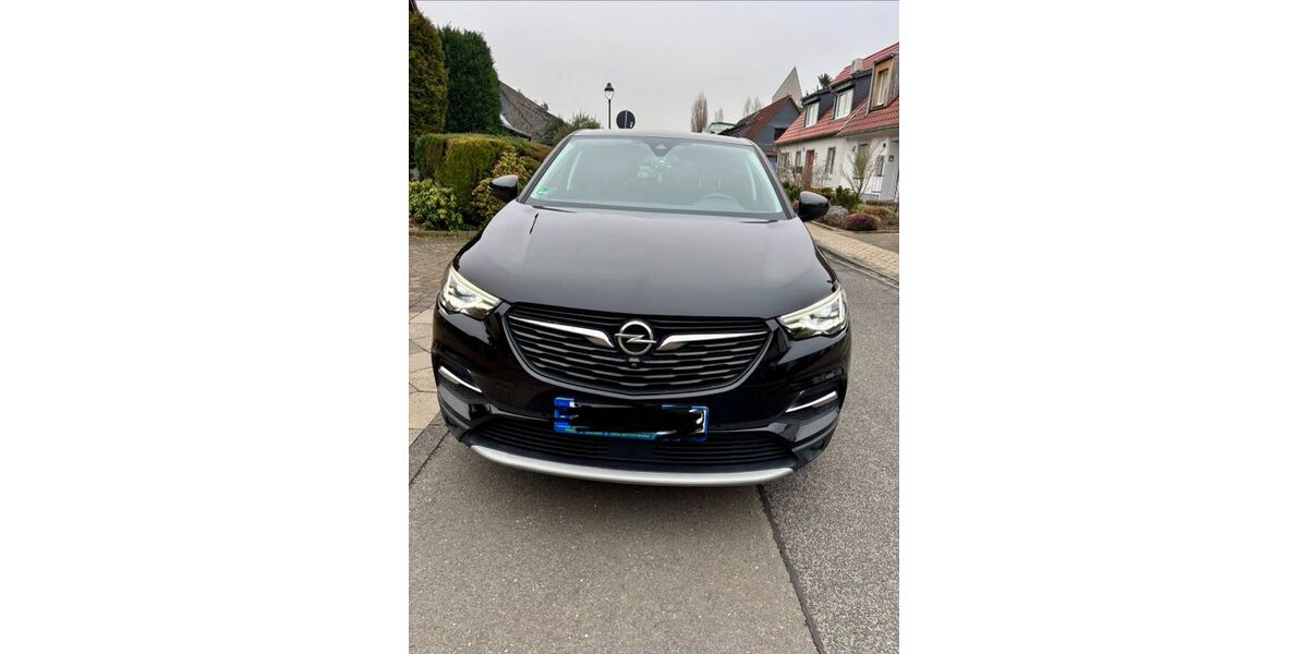 Opel Grandland (X) 97.800 km 14.250 &euro; Düsseldorf 40229