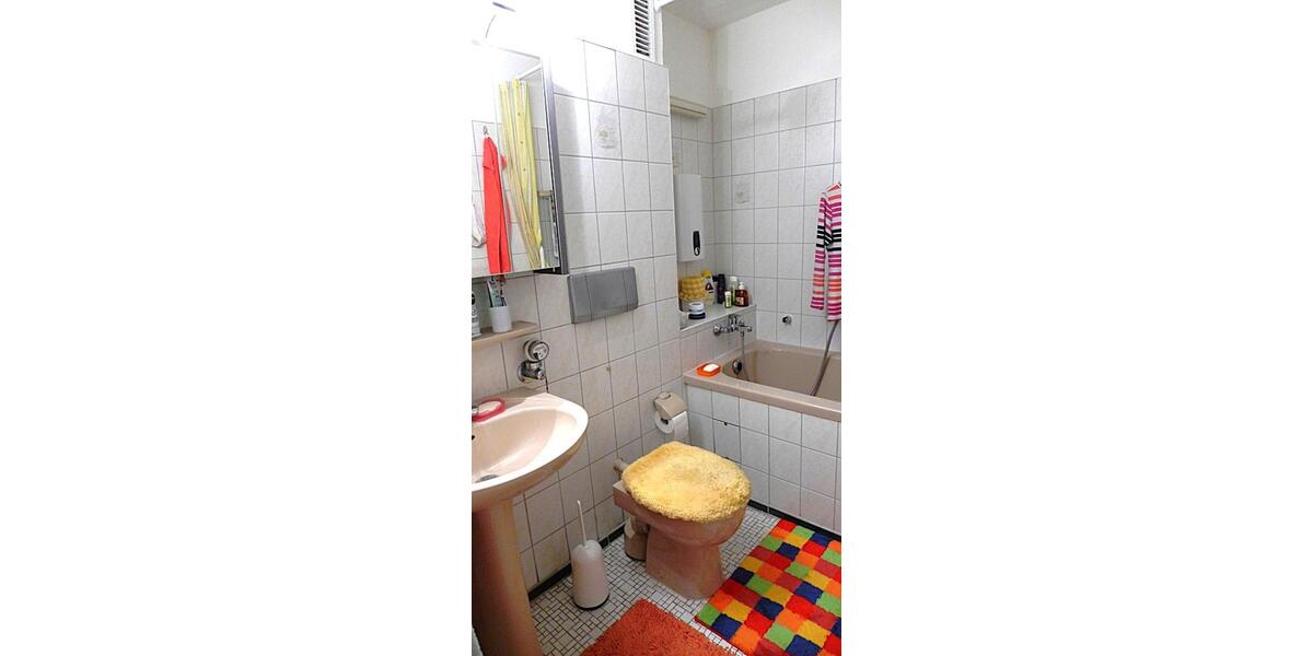 Hochparterre Neuss Gnadental - 3 Zimmer, 83 m&sup2;, 265.000&euro; | Angebot:25649428