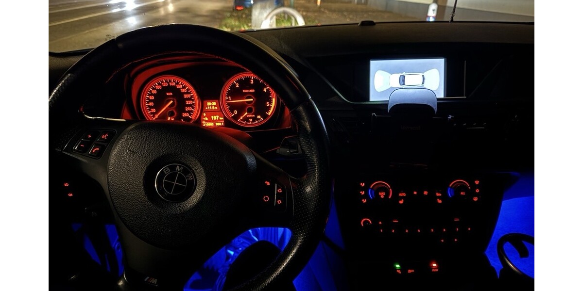 BMW X1 205.000 km 11.799 &euro; Düsseldorf 40213