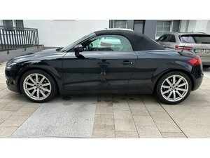 Audi TT Coupe/Roadster 2.0 TFSI Roadster 155.400 km 9.699 &euro; Troisdorf 53844