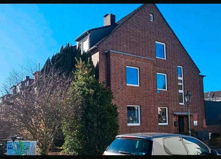 Dachgeschoßwohnung Düsseldorf Stadtbezirk 3 - 1 Zimmer, 31 m&sup2;, 483&euro; | Angebot:25511486