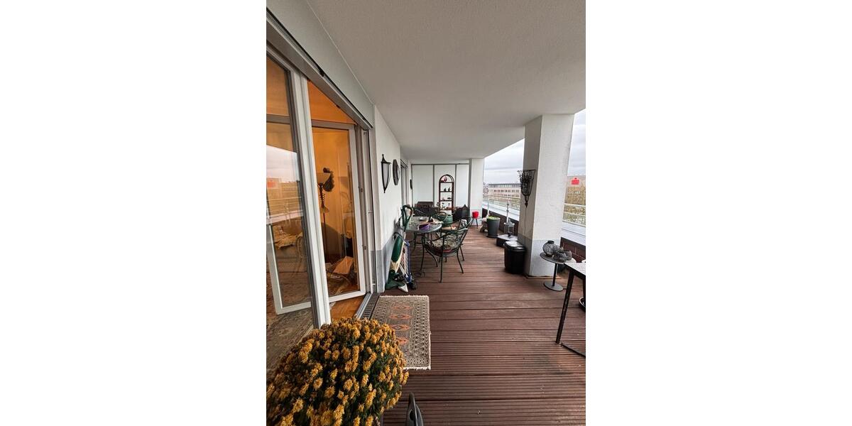 Seniorenwohnung mit Terrasse, Stellplatz, Aufzug und Küche 2 zimmer