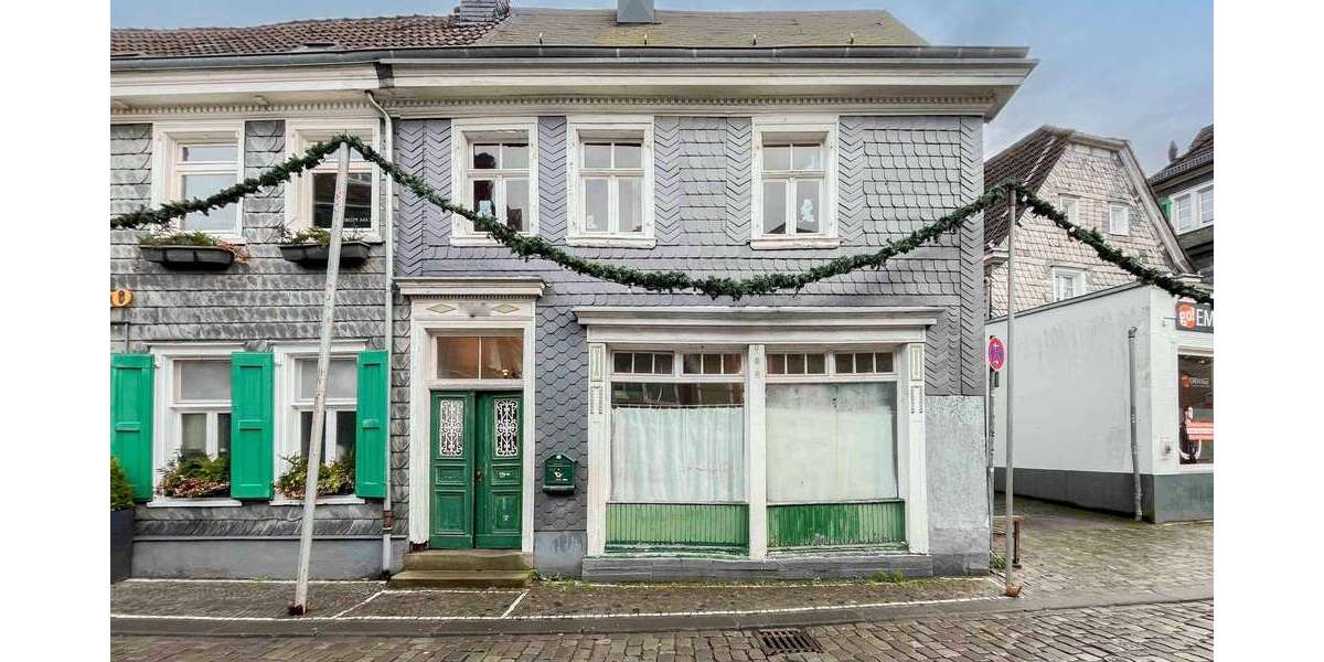 Einfamilienhaus Solingen Central - 6 Zimmer, 108 m&sup2;, 160.000&euro; | Angebot:26965739
