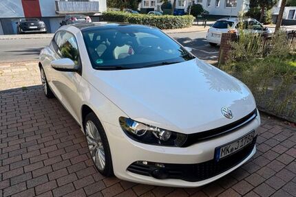 VW Scirocco 136.300 km 10.000 &euro; Leverkusen 51381