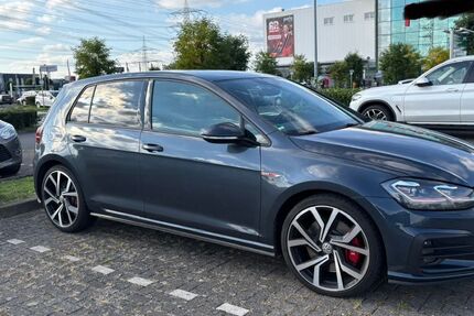 VW Golf 82.299 km 22.449 &euro; Frechen 50226