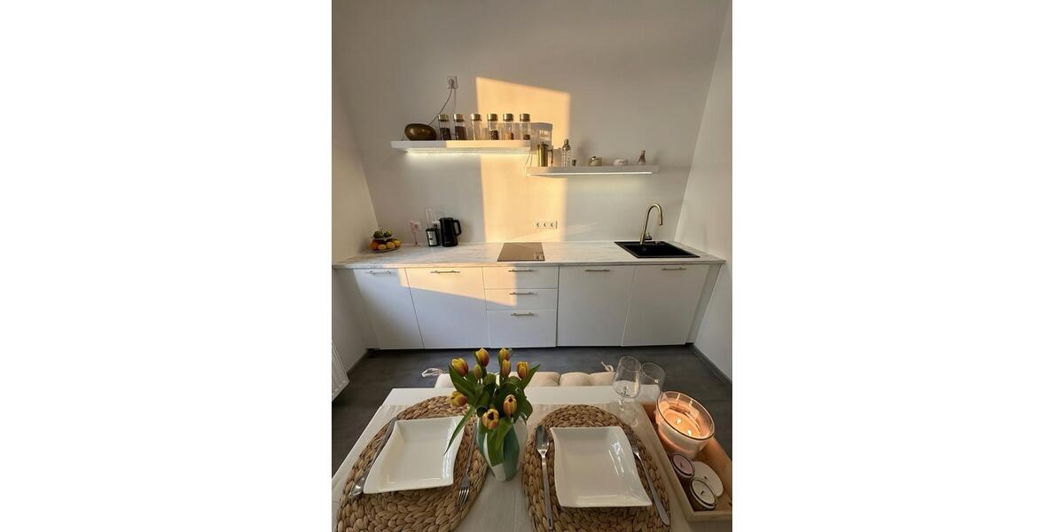 Etagenwohnung Düsseldorf Flingern Süd - 1 Zimmer, 38 m&sup2;, 1.650&euro; | Angebot:26122134