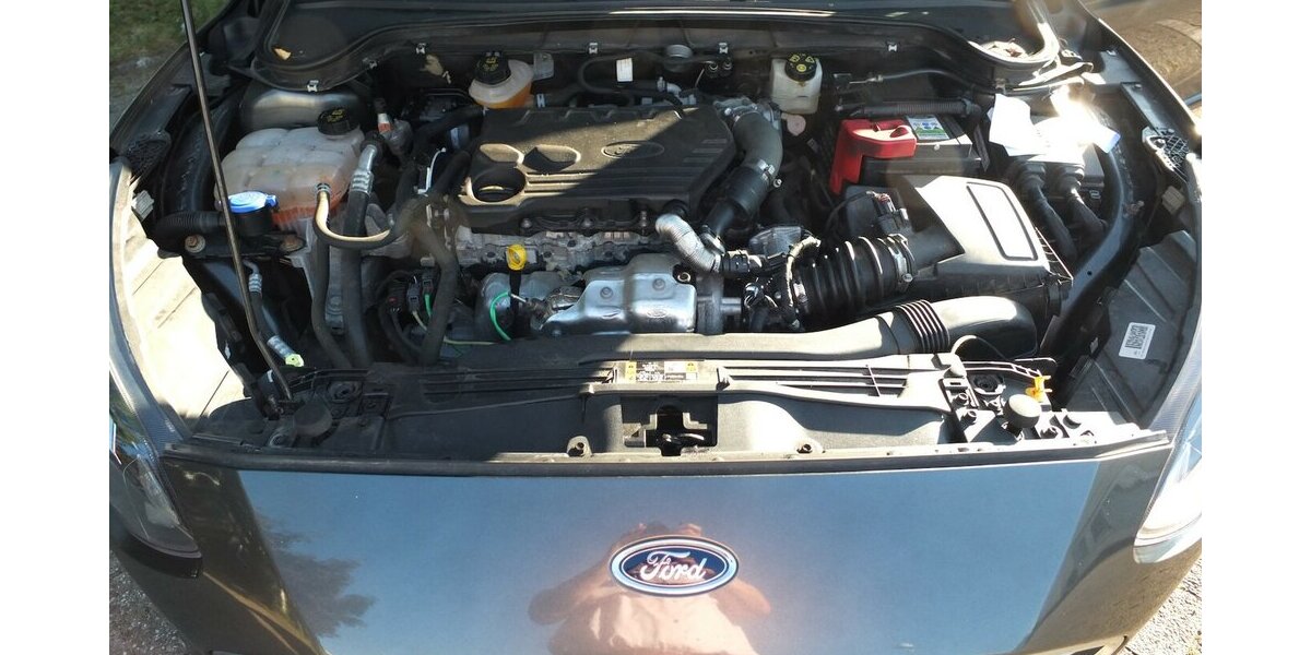 Ford Focus NAVI BLUETOOTH SHZ PARCTRONIC 1 HAND 124.895 km 11.500 &euro; Köln 50858