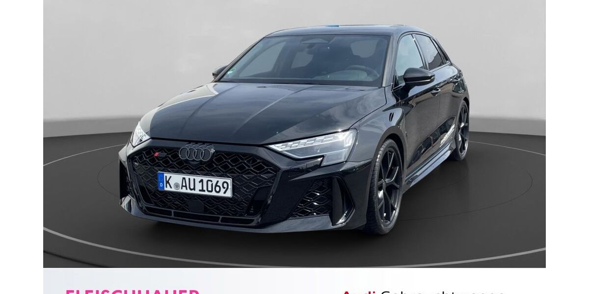 Audi RS3 2.500 km 68.990 &euro; Köln 51145