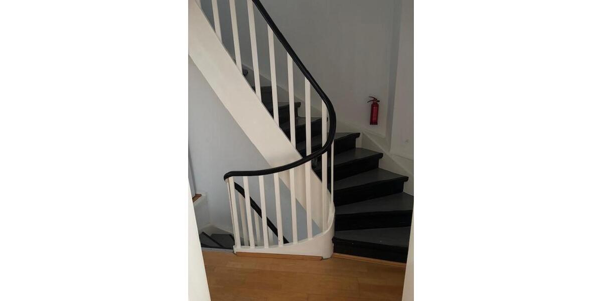 Reihenhaus Köln Innenstadt - 6 Zimmer, 135 m&sup2;, 2.800&euro; | Angebot:25252021