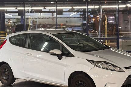 Ford Fiesta 177.000 km 2.999 &euro; Brühl (Nähe Köln) 50321