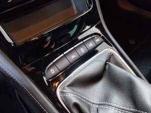 Opel Astra Ultimate Matrix Kam SHZ LHZ Navi Key-Go Temp 57.757 km 16.900 &euro; HAAN 42781