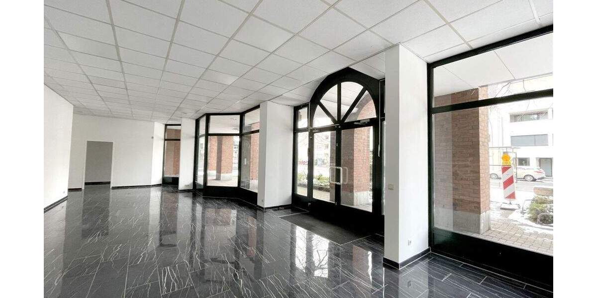 +++ schönes Ladenlokal mit großer Schaufensterfront in TOP Lage zu verkaufen +++ zimmer