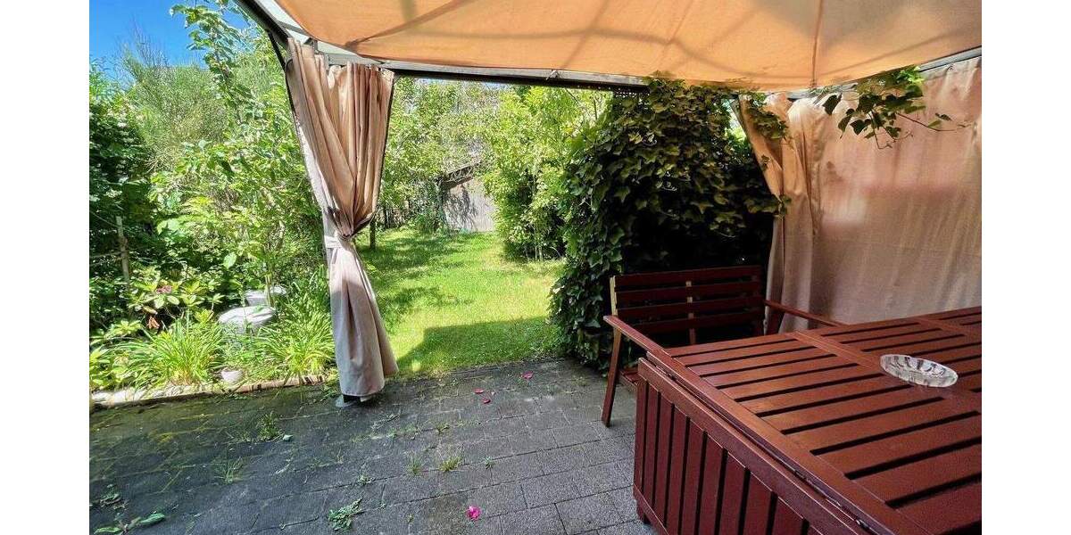 Möbliertes Reihenhaus mit Garten & Stellplatz in Köln Ossendorf zu vermieten! 4 zimmer