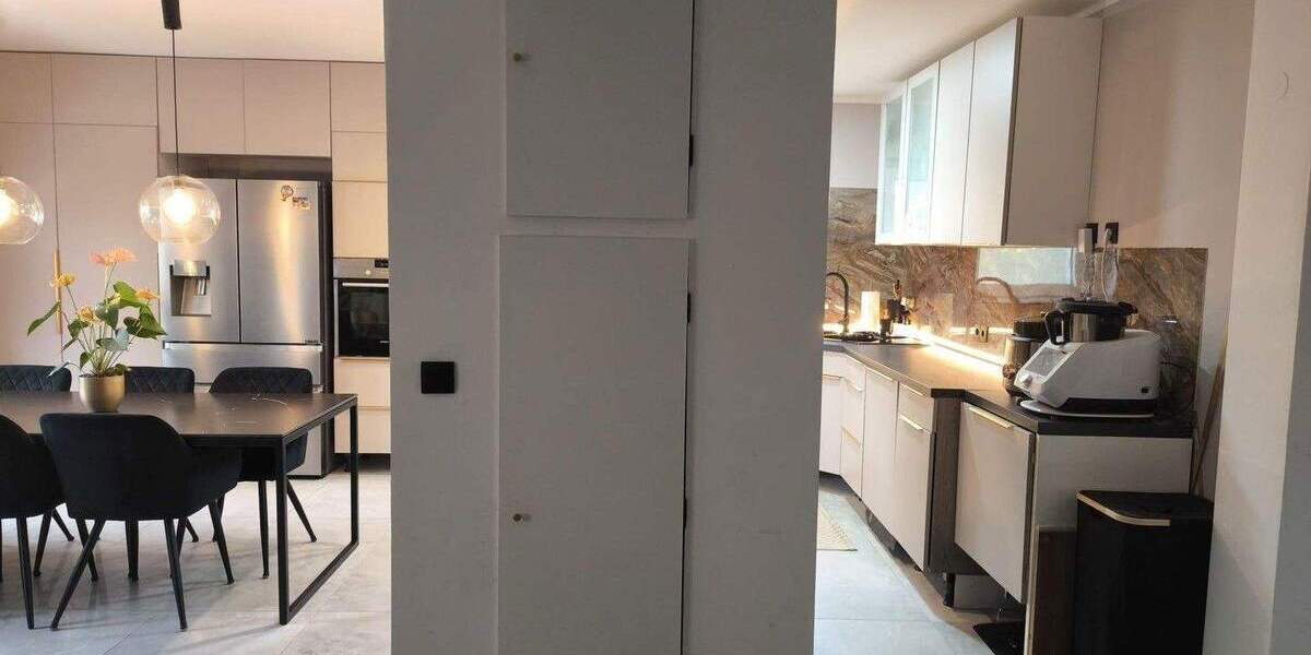 Moderne 5-Zimmer-Wohnung in Düsseldorf-Benrath großer Balkon & Grünfläche von privat, ohne Makler 5 zimmer