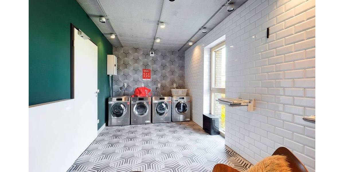 DIE ZIMMEREI | Campus Deutz: Möblierte 1-Zimmer-Wohnung für Studierende & Azubis | Large Bude 1 zimmer