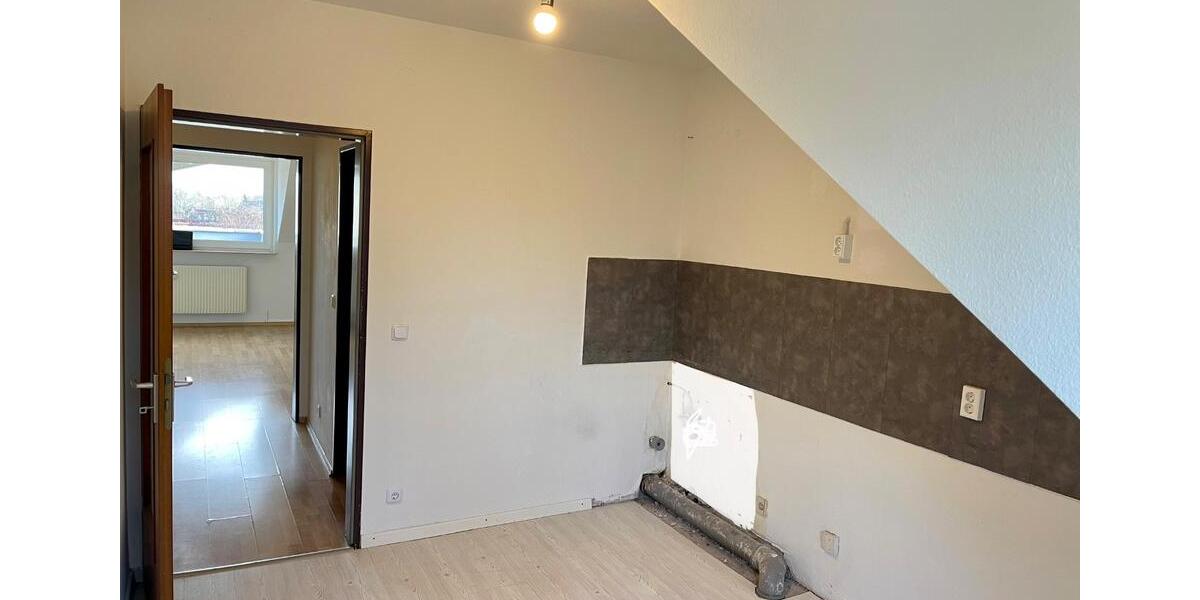 HELLE DG-WOHNUNG IN ZENTRALER LAGE !!! 1 zimmer