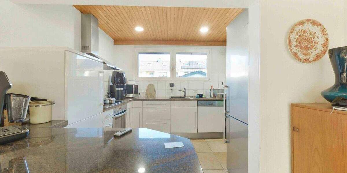 Reihenmittelhaus Leverkusen Rheindorf - 5 Zimmer, 121 m&sup2;, 398.000&euro; | Angebot:25155891