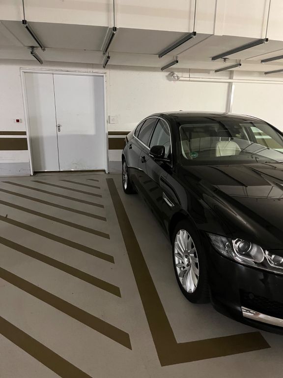 Jaguar XF 130.000 km 14.500 € Düsseldorf 40213