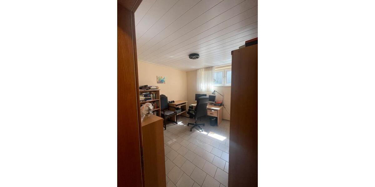 Erdgeschoßwohnung Bergisch Gladbach Alt-Frankenforst - 5 Zimmer, 140 m&sup2;, 460.000&euro; | Angebot:27044139