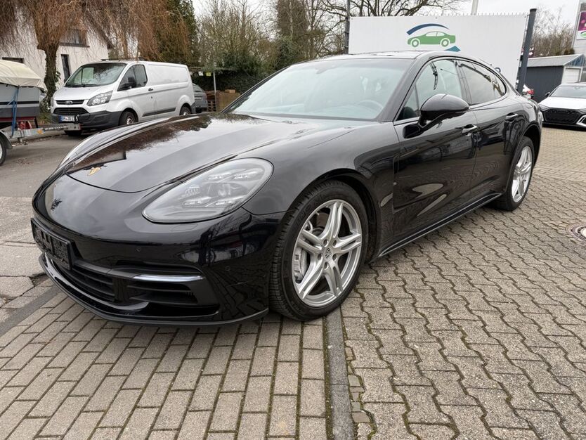 Porsche Panamera 85.900 km 72.950 € Köln 50767