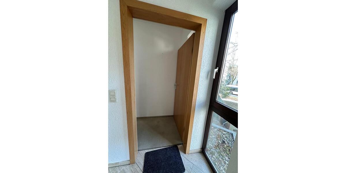 Dachgeschoßwohnung Neuss Gnadental - 2 Zimmer, 54 m&sup2;, 650&euro; | Angebot:25404219