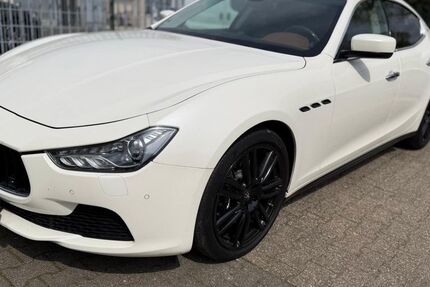 Maserati Ghibli 118.400 km 19.830 &euro; Kerpen 50171
