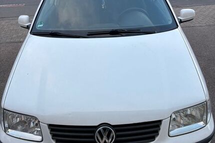 VW Polo 219.000 km 1.000 &euro; Bergisch Gladbach 51469
