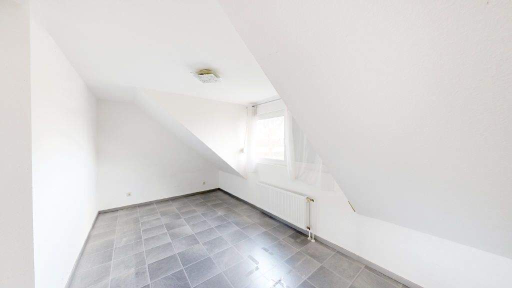 Kerpen-Sindorf! Sonnenhelles Einfamilienhaus mit Terrasse, Garten. Pool und Garage in begehrter Wohnlage! (LK 4840) 4 zimmer