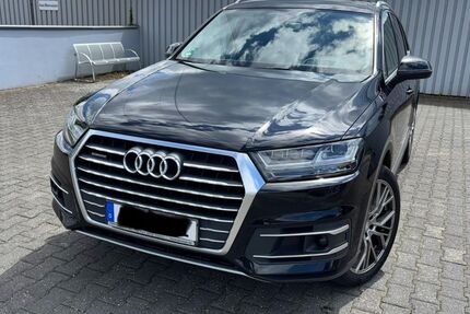 Audi Q7 174.500 km 26.900 &euro; Köln 51107