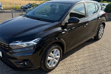 Dacia Sandero 56.600 km 11.980 &euro; Langenfeld 40764