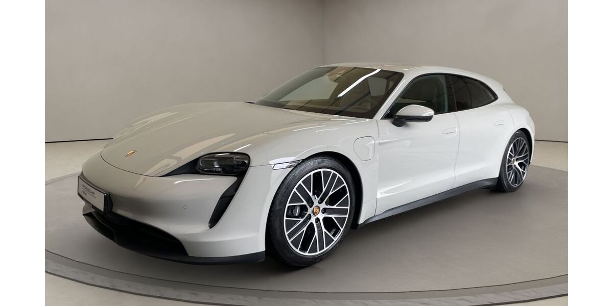 Porsche Taycan 31.710 km 67.700 &euro; Köln 50823