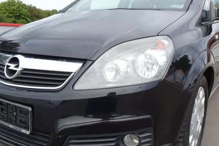 Opel Zafira 128.000 km 2.490 &euro; Solingen 42719