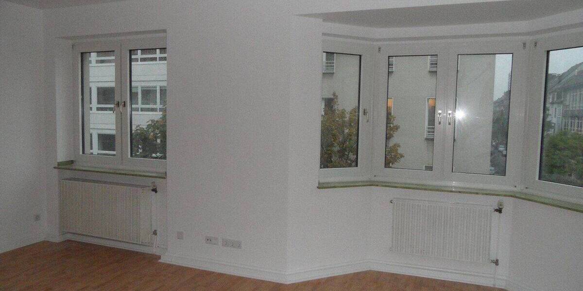 Etagenwohnung Düsseldorf Friedrichstadt - 2 Zimmer, 61 m&sup2;, 890&euro; | Angebot:26875189