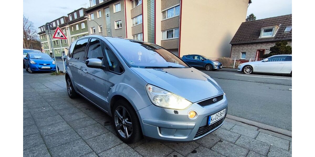 Ford S-Max 335.000 km 5.400 &euro; Köln 51069