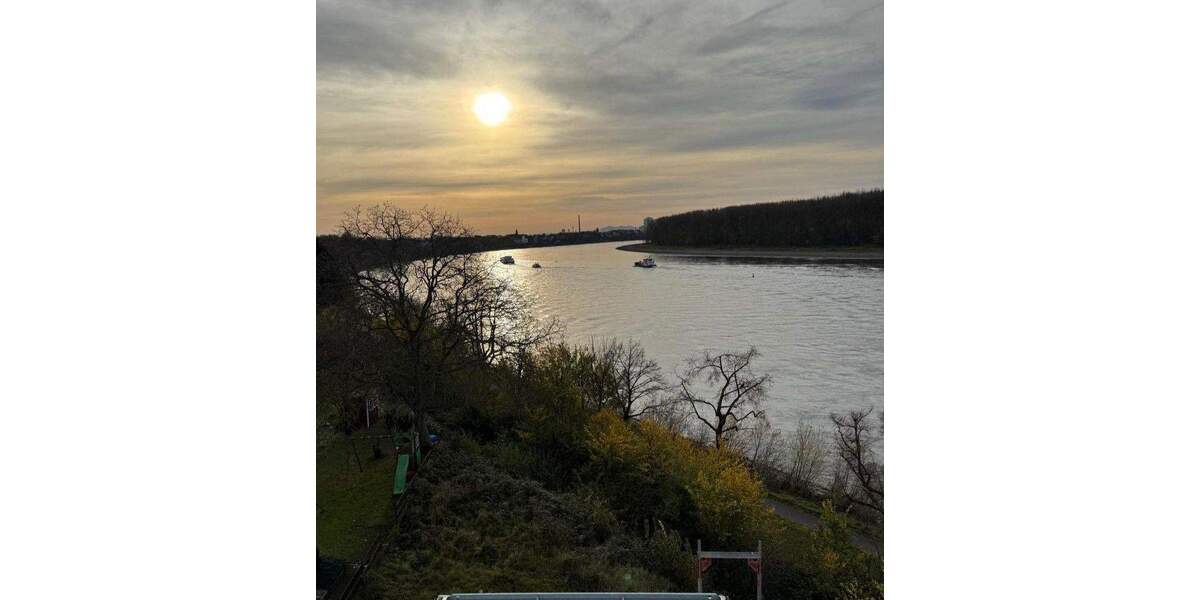 Etagenwohnung Köln Porz Ensen Ensen - 4 Zimmer, 139 m&sup2;, 2.780&euro; | Angebot:25722352