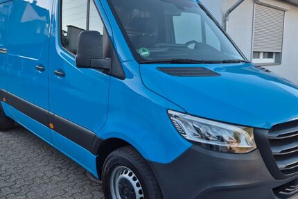Mercedes-Benz Sprinter 200.000 km 26.399 &euro; Düsseldorf 40591