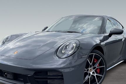 Porsche 992 4.900 km 156.900 &euro; Bergisch Gladbach 51429