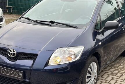 Toyota Auris 166.000 km 2.970 &euro; Köln 51109