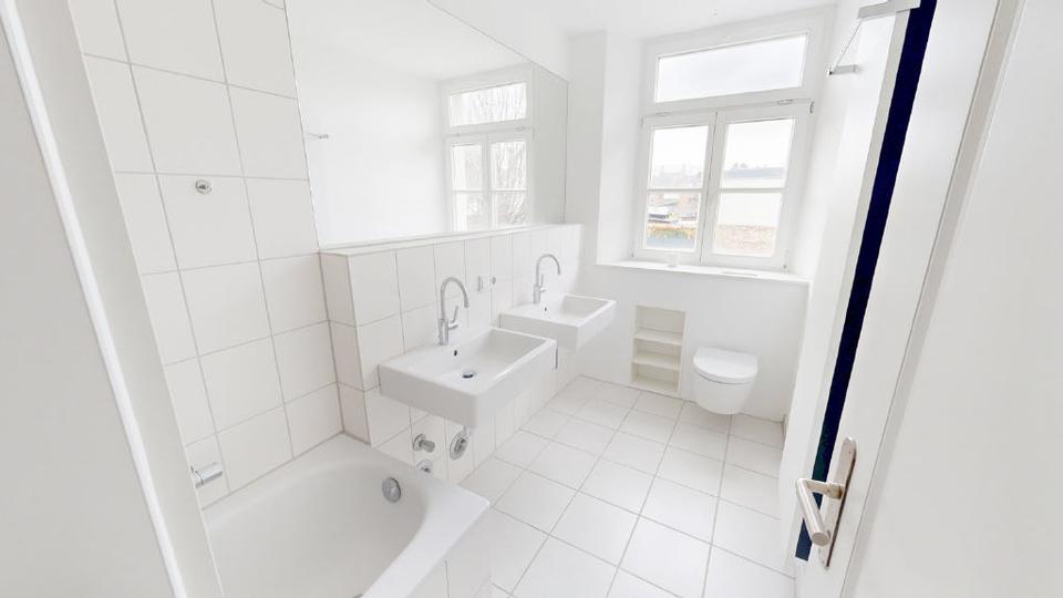 Erftstadt-Lechenich! Zeit für etwas Besonderes! Saniertes Altbau-Miethaus in historischer Hofanlage mit viel Platz für die ganze Familie! Erstklassige Wohnlage! (SN 4944) 7 zimmer