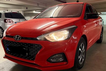 Hyundai i20 45.000 km 12.900 &euro; Düsseldorf 40229
