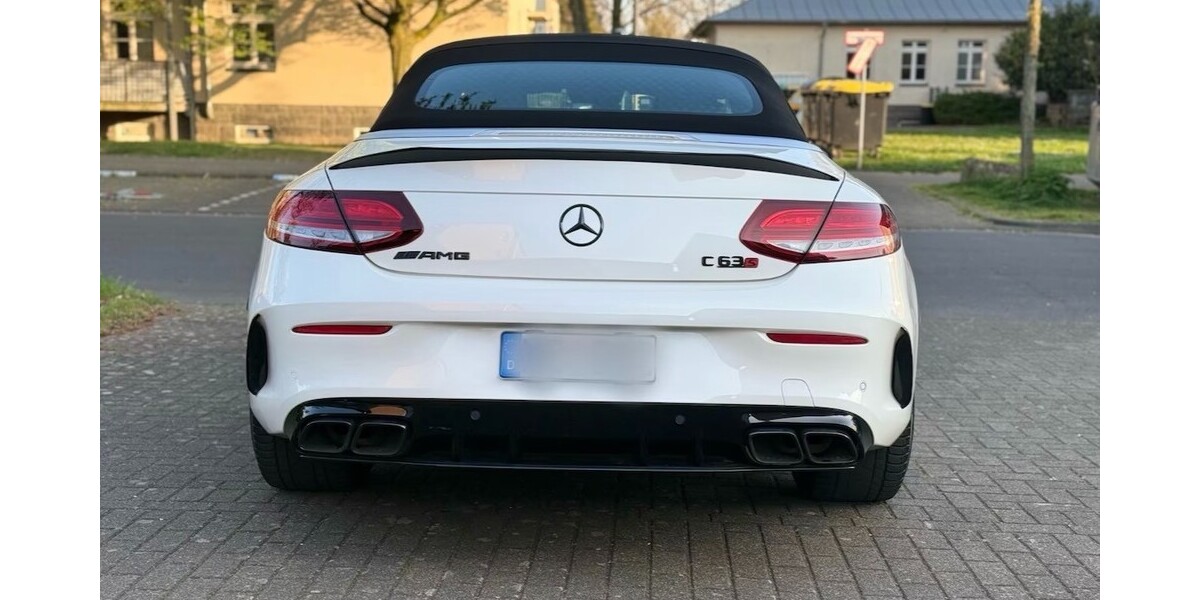 Mercedes-Benz C-Klasse 98.900 km 57.000 &euro; Köln 50667