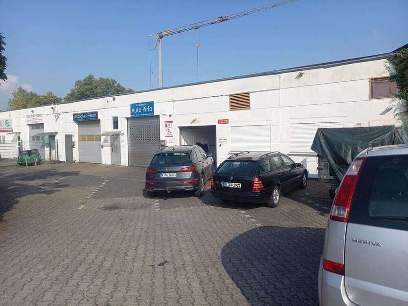 Halle in Köln 2.990.000 € 1700 m²